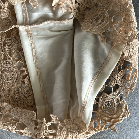 Woman Dress SOLD - Picture 7 of 7